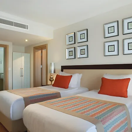 Akka Alinda - Premium Ultra 5*
