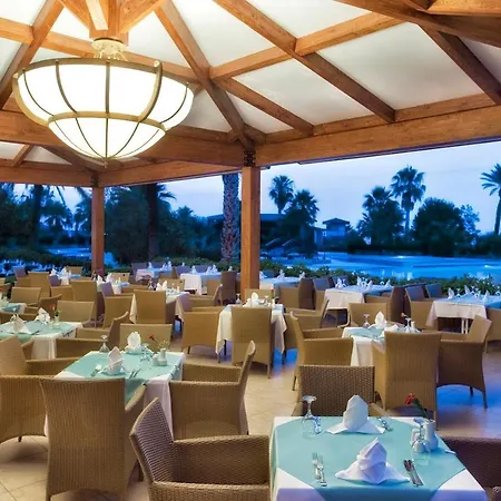 Akka Alinda Resort 5*